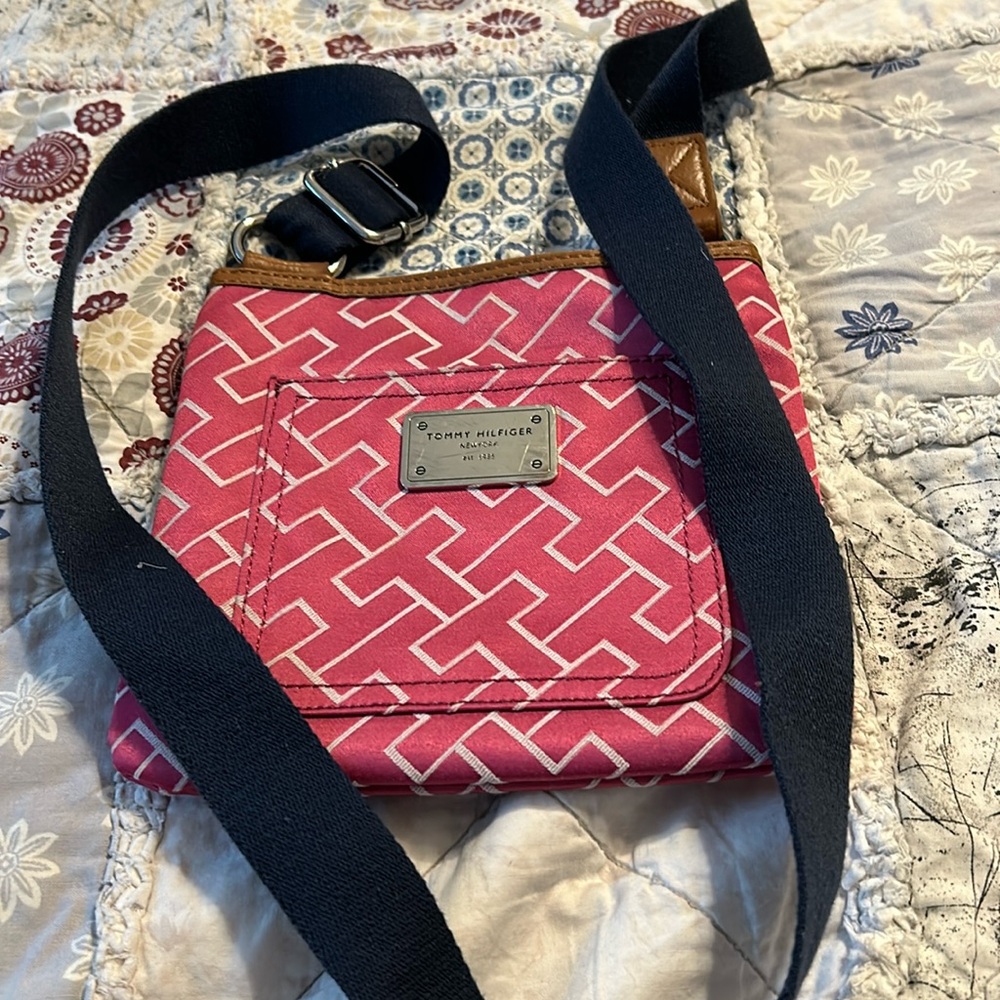 Tommy Hilfiger crossbody bag